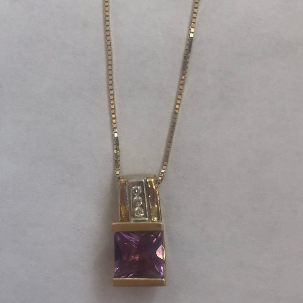 14kt Y/G Amethyst and Diamond Pendant with chain.